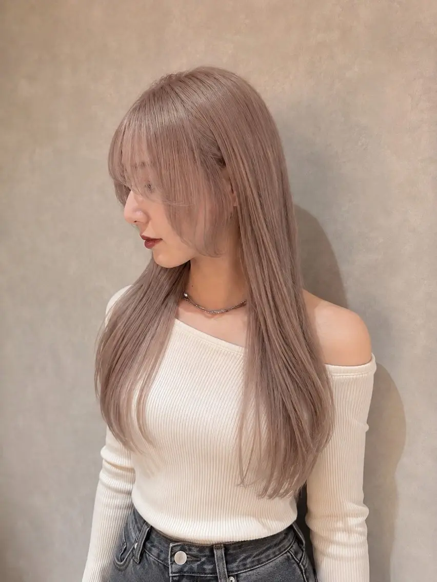 カラー ブリーチ 海外ワンホン風🤍 AOIのヘアスタイル