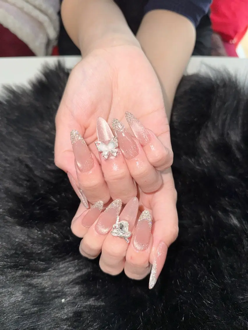 ネイル ハンドネイル Destiny Nailsのネイルデザイン