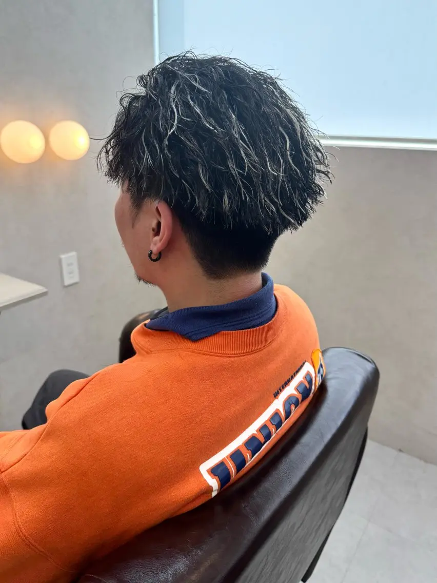 カラー メンズ カット ヘアカラー トリートメント AKI 🐉のヘアスタイル