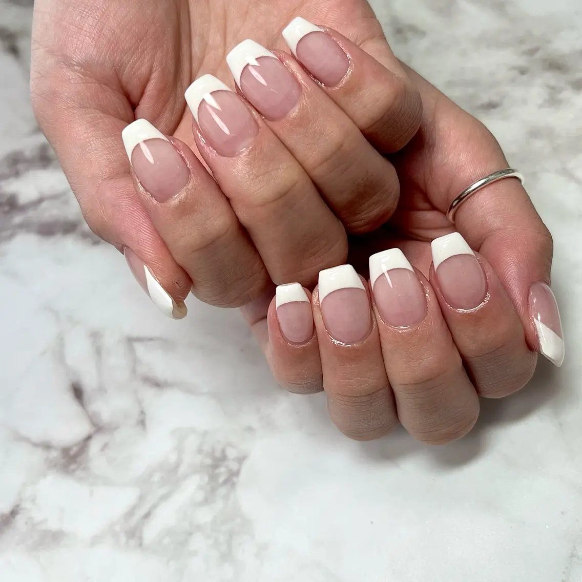 ネイル クリアネイル フレンチネイル シンプルネイル Chipi Nailのネイルデザイン