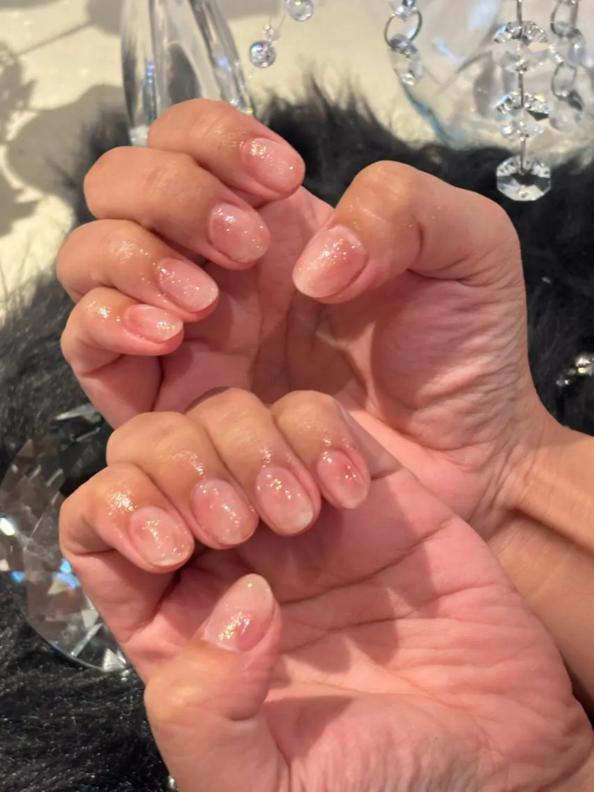 ネイル ラメ(グリッター) シンプルネイル ハンドネイル 鈴木 美唯奈のネイルデザイン