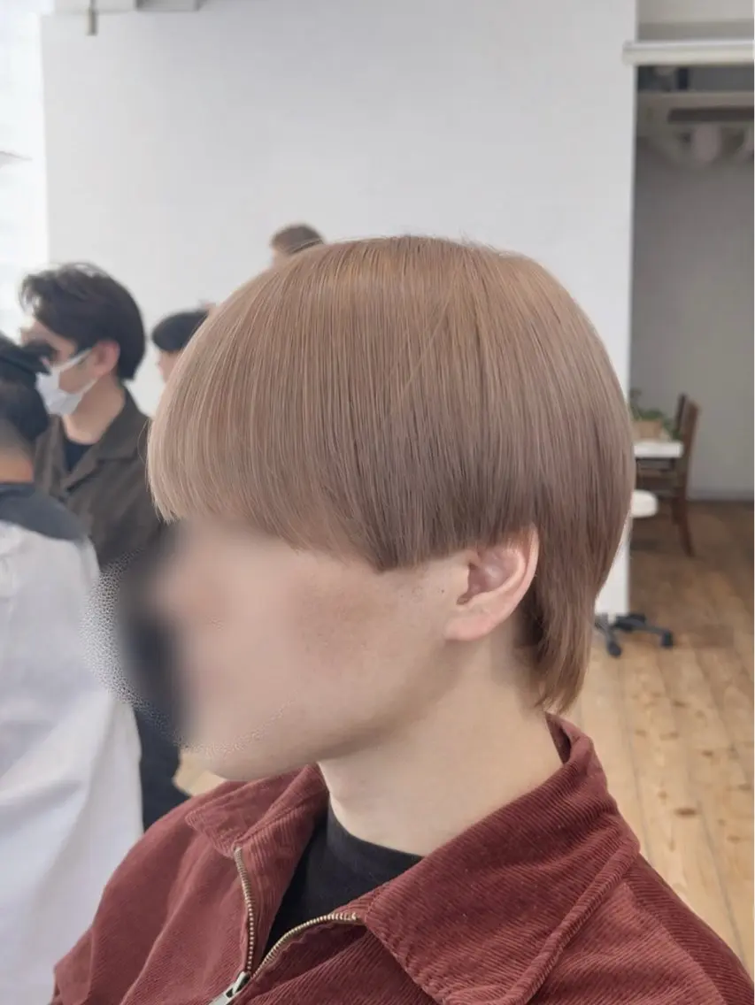 【メンズ限定⚡️】カット+ブリーチ+オンカラー（Wカラー）の写真