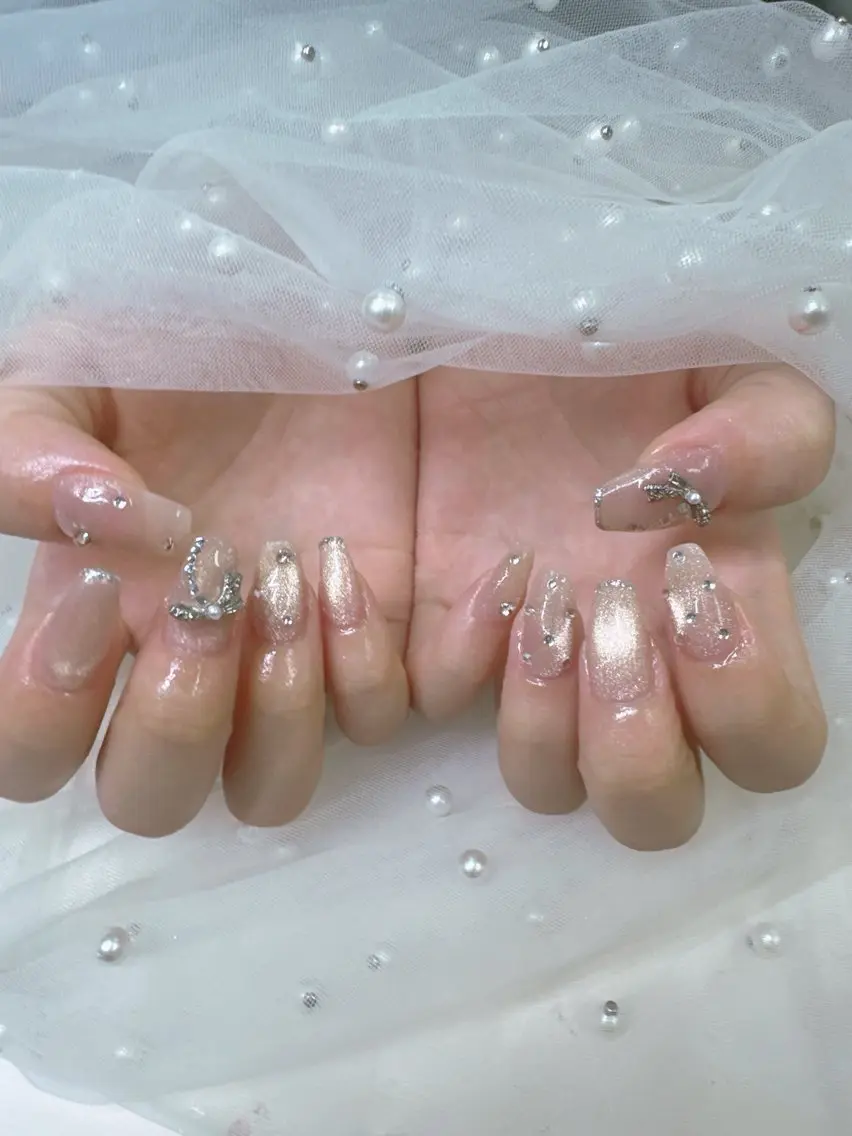 ネイル フレンチネイル ジェルネイル ガラスフレンチ キラキラネイル パラジェル ハンドネイル Queeens nailのネイルデザイン