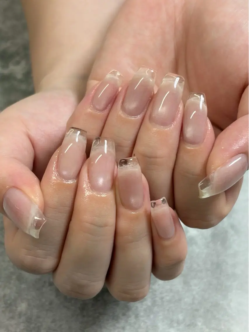 ネイル ハンドネイル FIORITURA Maikoのネイルデザイン