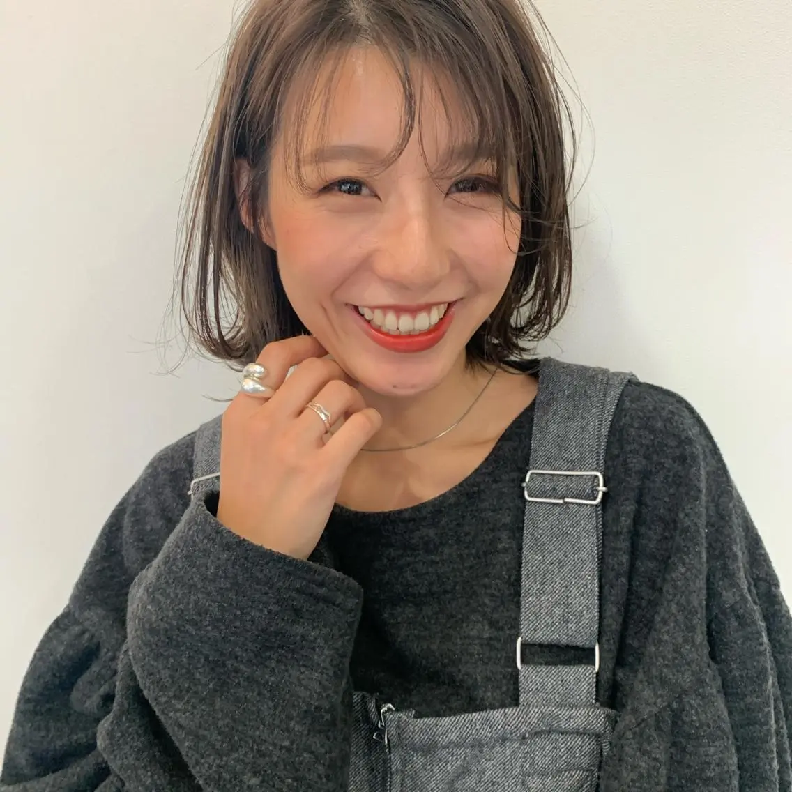 ショート カラー ヘアアレンジ カット ヘアカラー トリートメント 馴染ませNo.1🧃 エクステ・アレンジのヘアスタイル