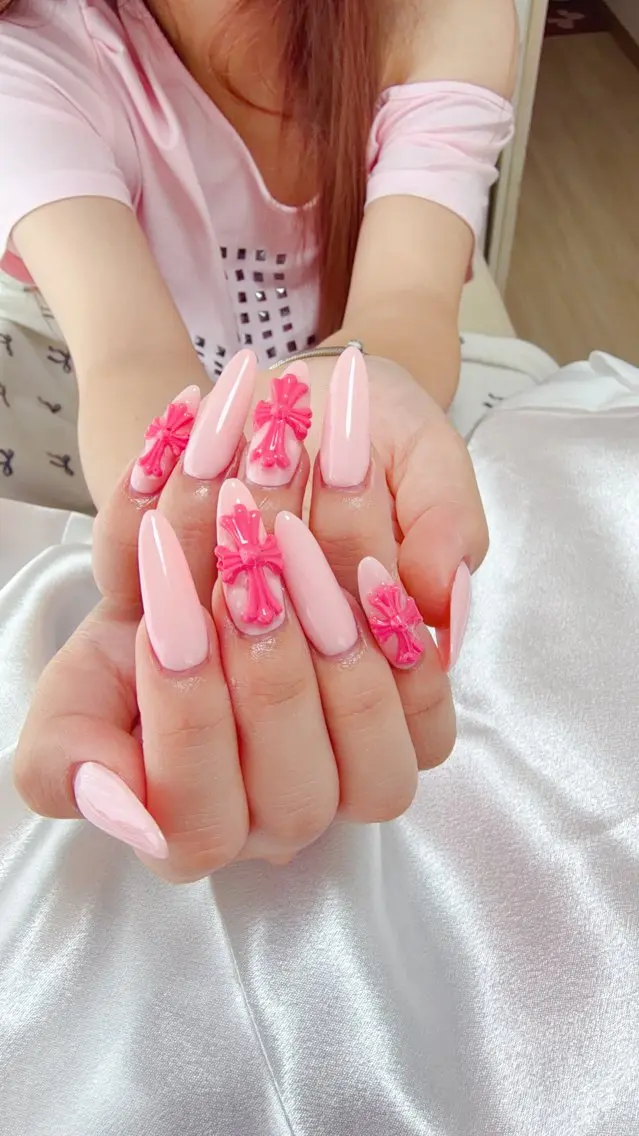 ネイル オーロラネイル チークネイル 長さ出し フットネイル フレンチネイル ハンドネイル Miss Nailのネイルデザイン