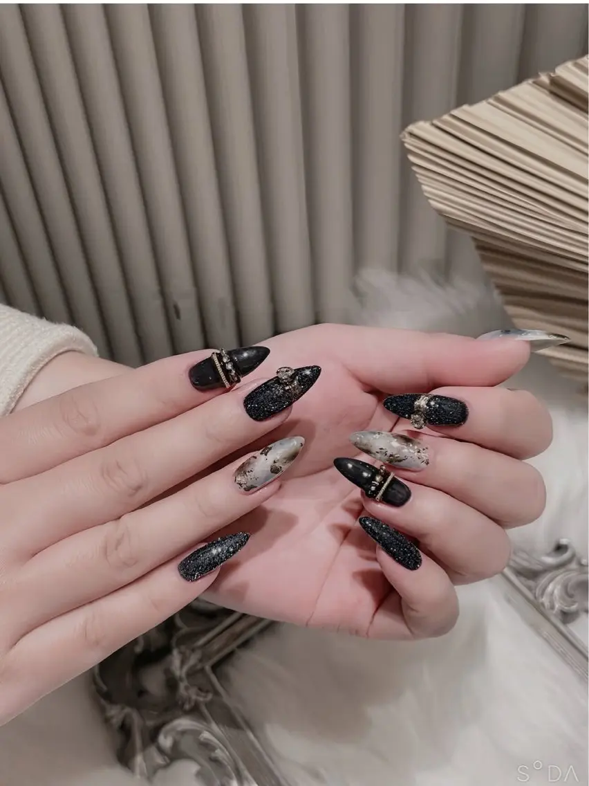 ネイル ハンドネイル Sanie Salonのネイルデザイン
