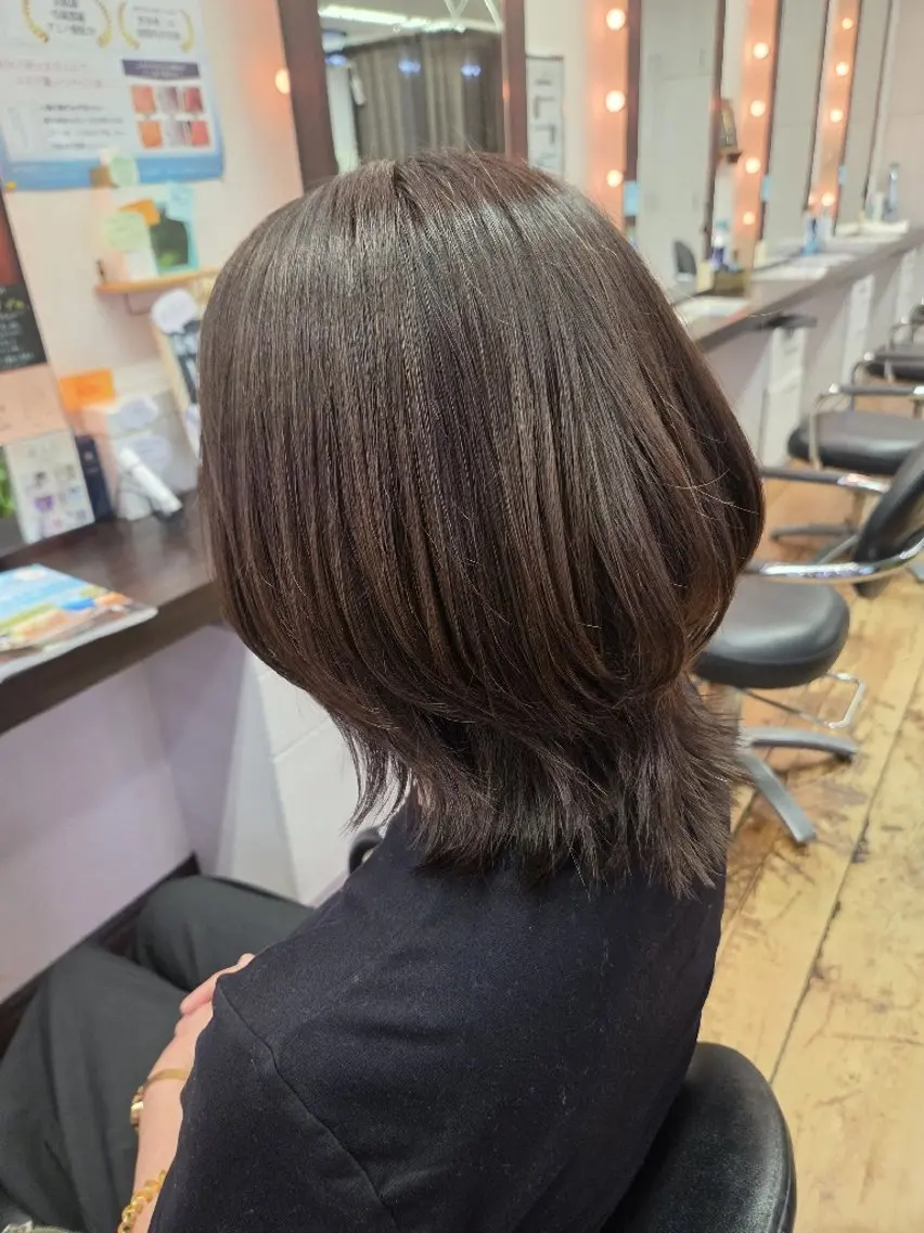 ミディアム レイヤーカット 種市 心愛のヘアスタイル