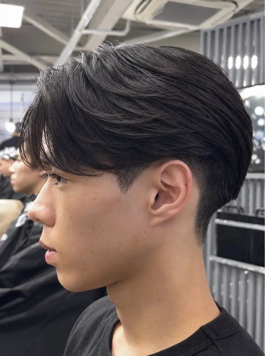パーマ メンズ カット パーマ 梅田/センターパート 山下学偉のヘアスタイル