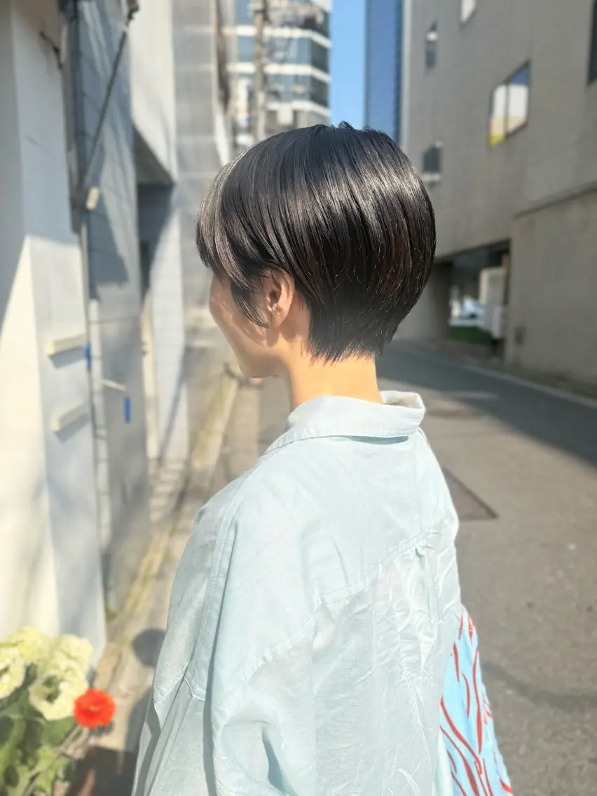ショート カラー カット ヘアカラー トリートメント 安永 涼のヘアスタイル