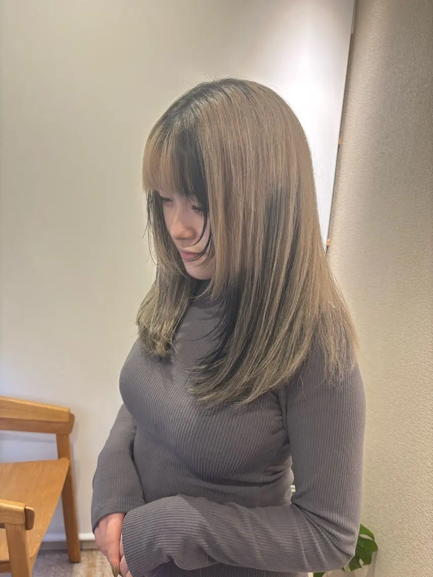 セミロング レイヤーカット そうや 🐺のヘアスタイル