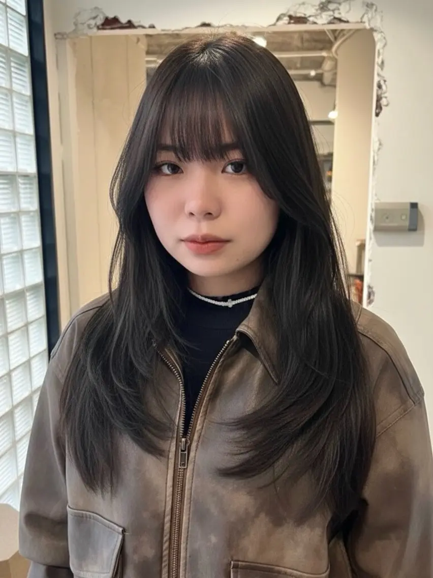 セミロング くびれヘア 顔まわりレイヤー 韓国風ヘア レイヤーカット 小顔カット カット ヘアカラー 韓国レイヤーカット 🫧大阪梅田レイヤーのヘアスタイル