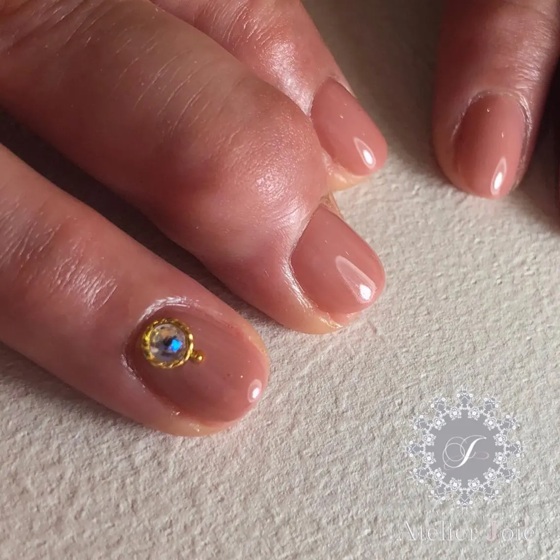 ネイル アートネイル ワンカラーネイル ストーンネイル Nail salon アトリエジョワ　金山のネイルデザイン