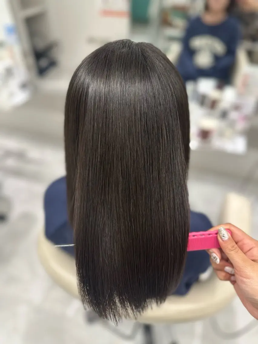セミロング パーマ 縮毛矯正 Lee Horie MIUのヘアスタイル