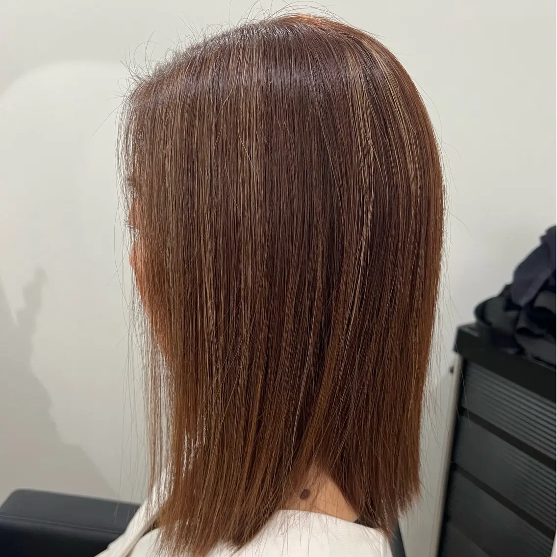 ミディアム ハイライト 小澤 蘭のヘアスタイル