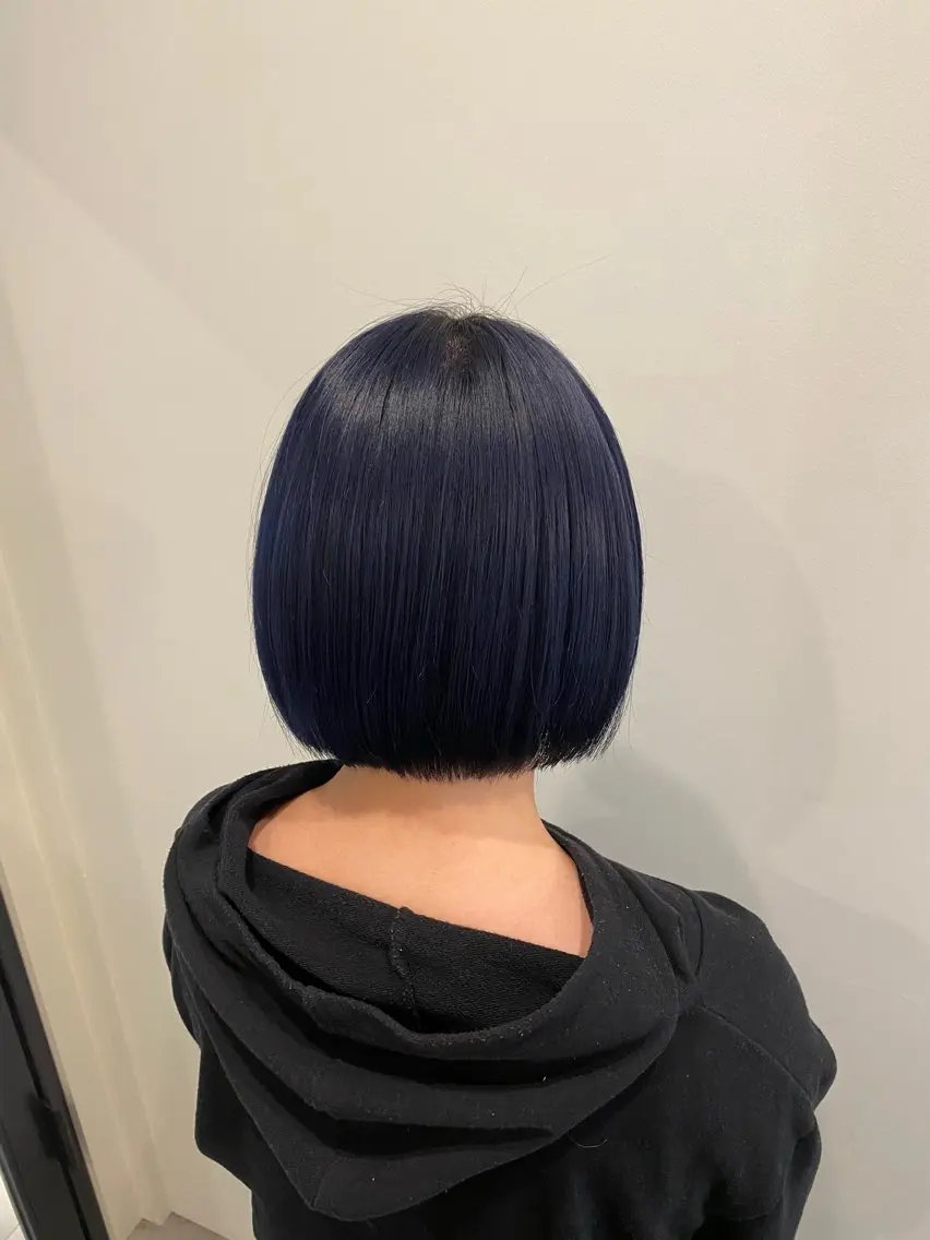 ミディアム カラー 黒髪 ブルーカラー ブルーブラック ヘアカラー 🍑 モモカ🍑のヘアスタイル