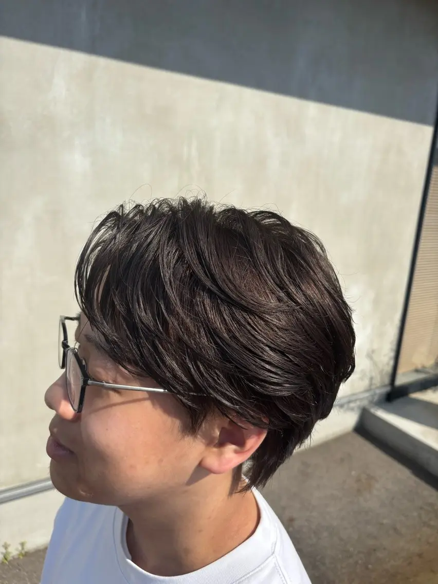 寒色で叶えるシャイニーな透明感カラー(僕のこだわりの透明感のあるカラーで夏にオススメのカラーです！)の写真