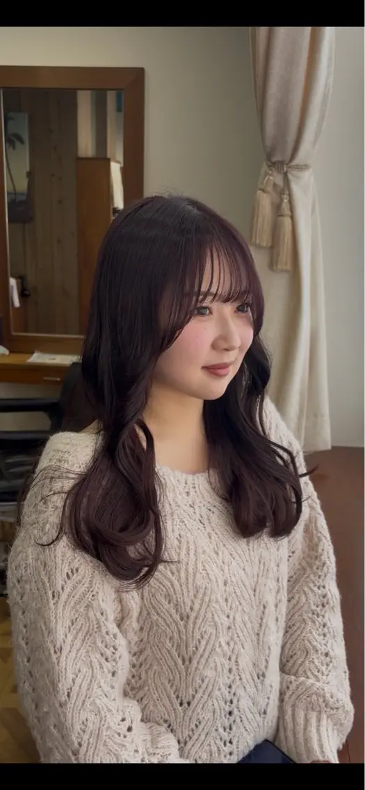 ロング 小野楓未 ブリーチ/ 透明感カラー🩵のヘアスタイル