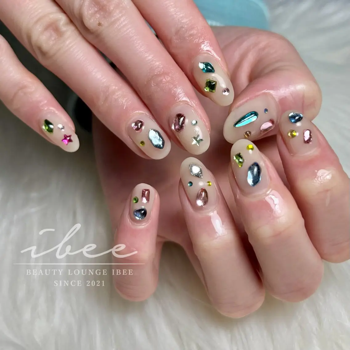 ネイル ハンドネイル ibee nail 🤍yumiのネイルデザイン