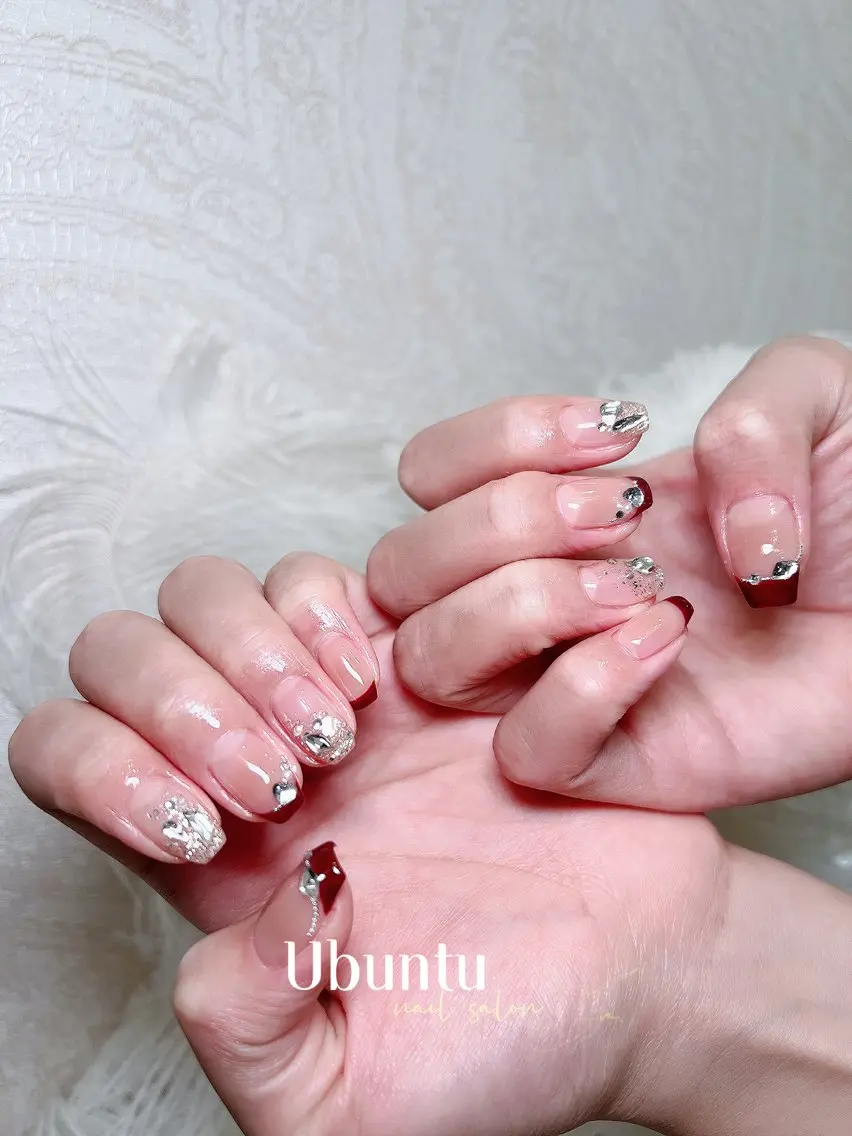 ネイル ハンドネイル Ubuntu🎀 ネイルサロン✨のネイルデザイン