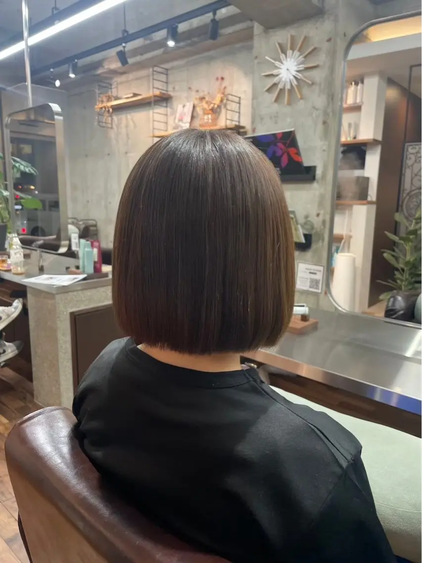 ミディアム カット アシスタント KAEDEのヘアスタイル