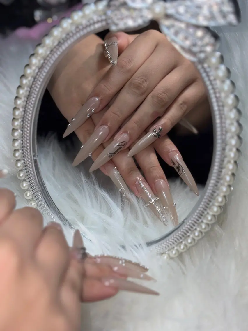 ネイル ハンドネイル nail salon Lilynのネイルデザイン