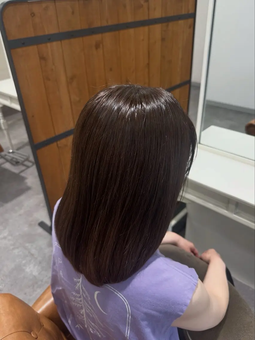 カラー ブラウンカラー ナチュラルブラウン 吉田 麻鈴のヘアスタイル