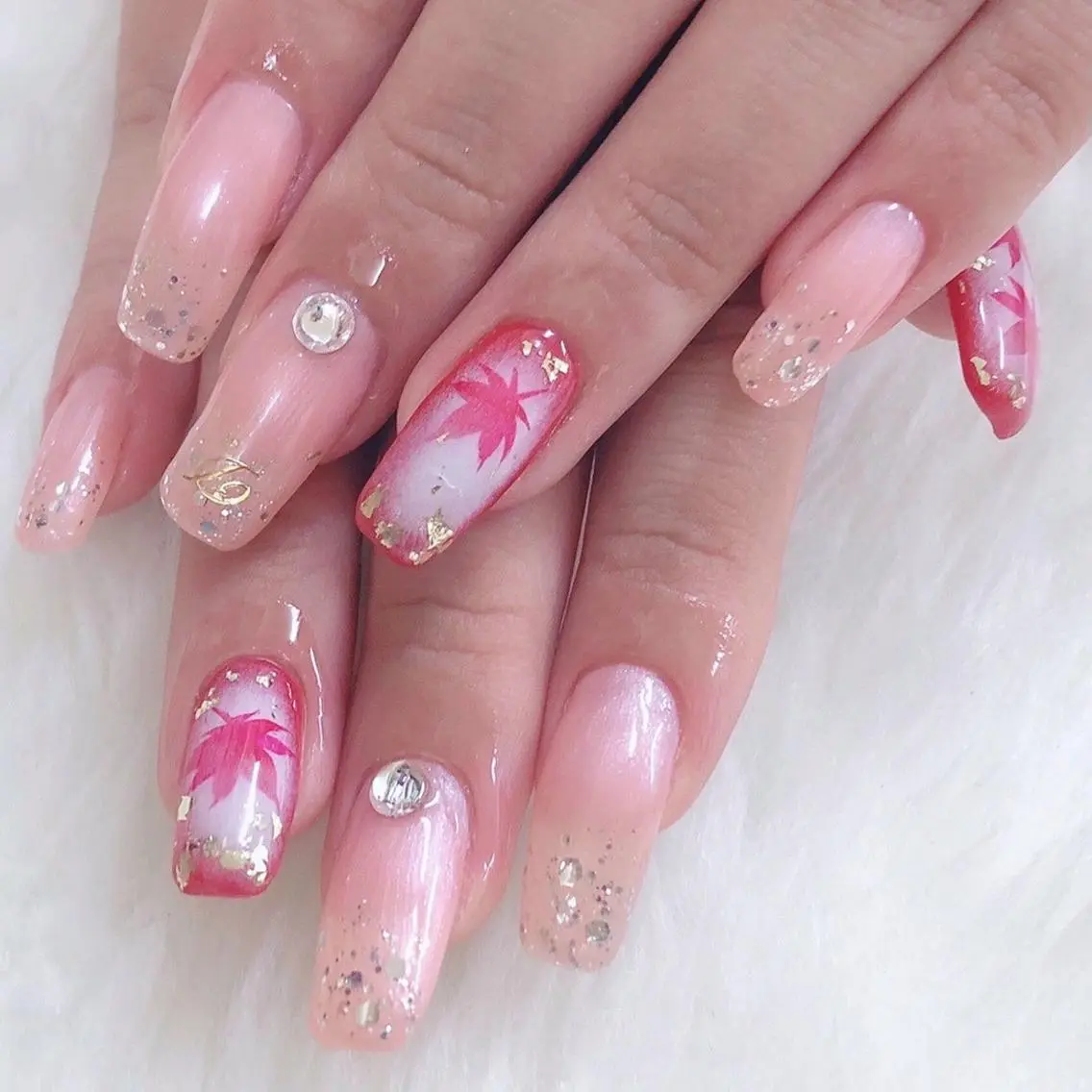 ネイル スクエアネイル Nail lieNのネイルデザイン
