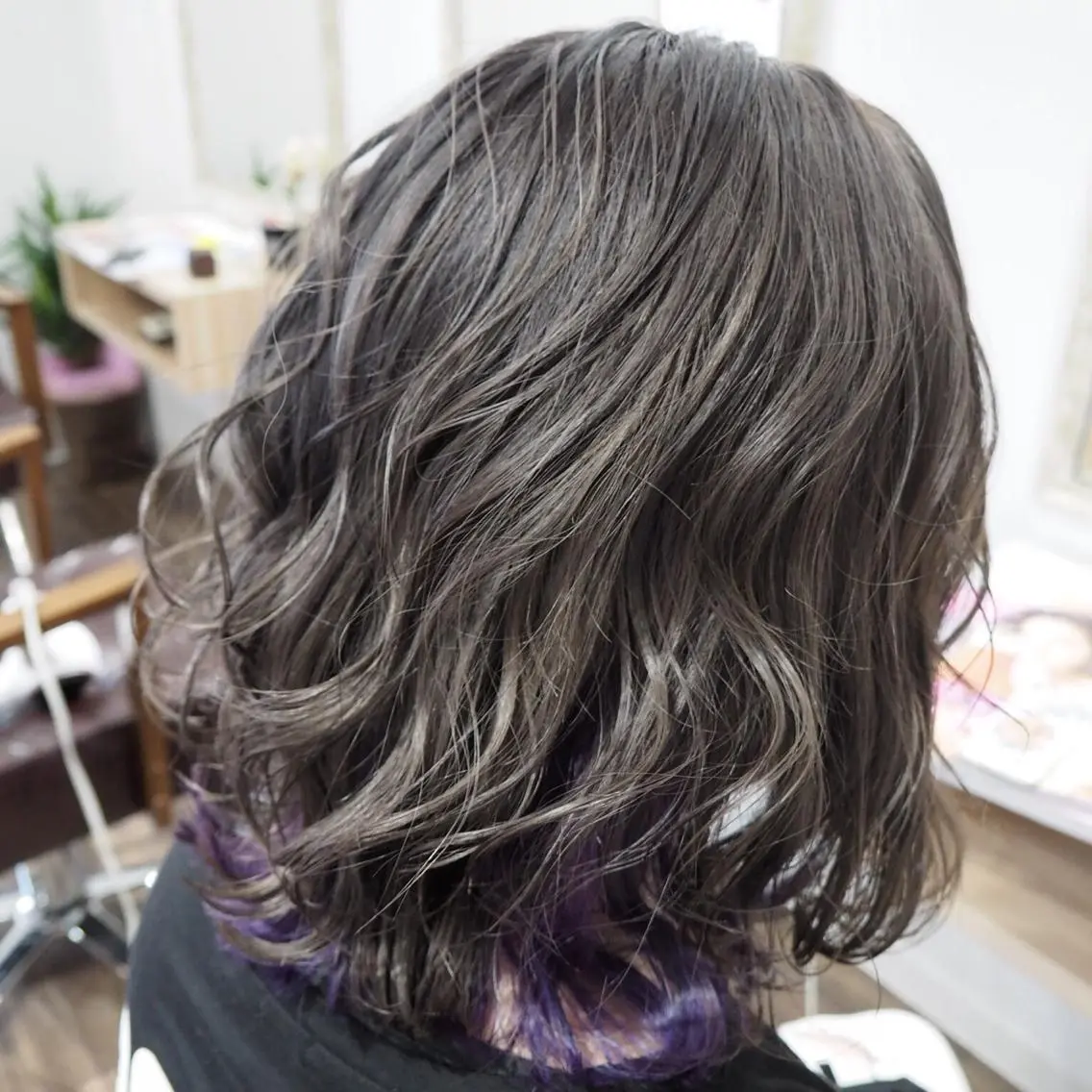 ミディアム カラー ヘアカラー トリートメント 土屋 貴章のヘアスタイル