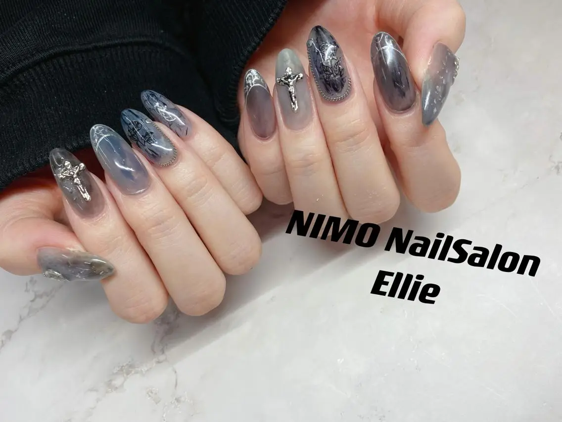 ネイル 閨匠ビューティサロン 新橋店♡Ellieのネイルデザイン