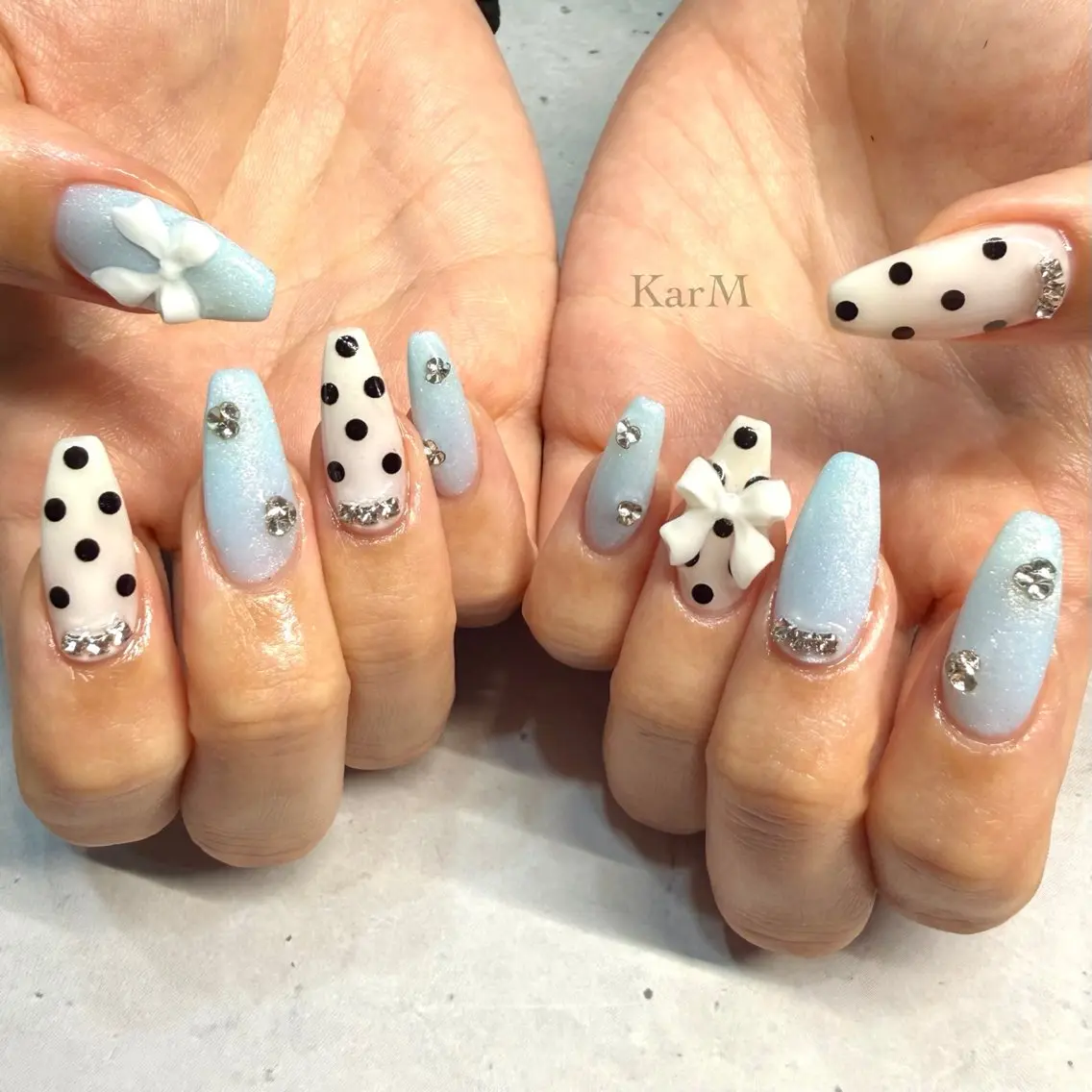ネイル オーロラネイル チークネイル ドット フラッシュネイル フレンチネイル ハンドネイル ogino karinのネイルデザイン