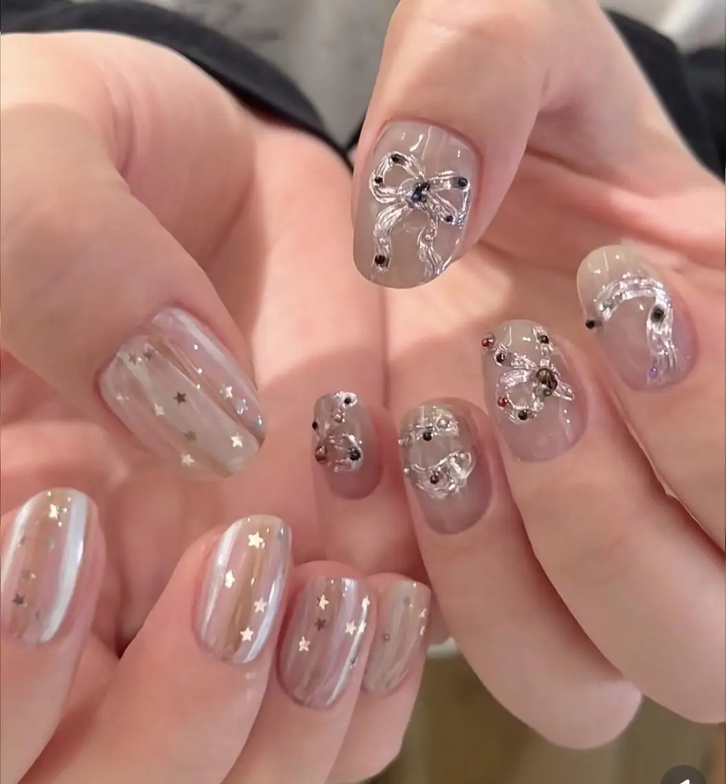 ネイル ハンドネイル 🎀 KiKi_nailのネイルデザイン