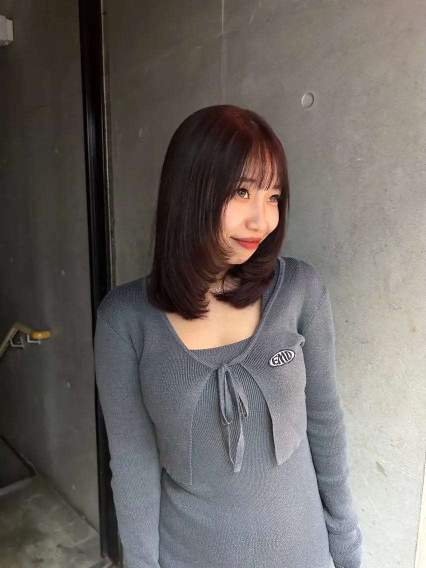ミディアム 板垣 まいのヘアスタイル