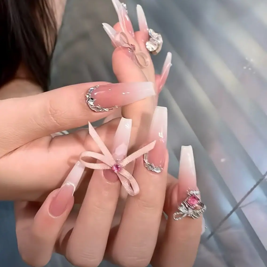 ネイル ハンドネイル 大久保YISnail スカルプ専門店のネイルデザイン