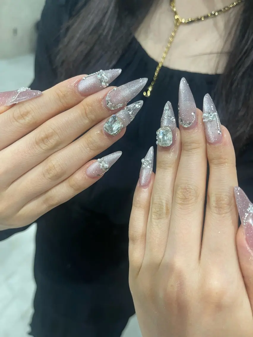 ネイル ハンドネイル 🧁fein. nana🩵のネイルデザイン