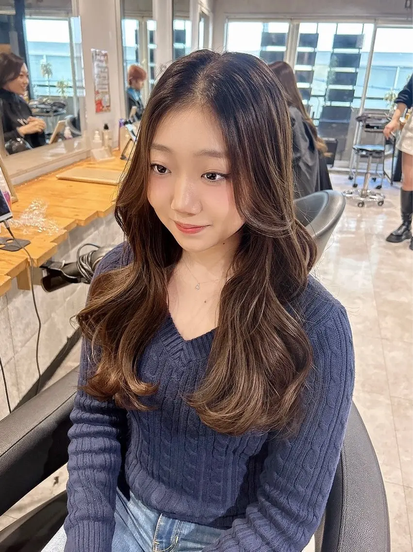 ロング カット ヘアカラー トリートメント ヘッドスパ レイヤーStyle 🪽菜々実のヘアスタイル