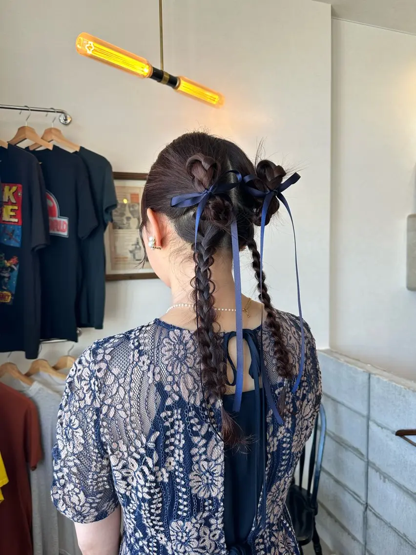 ロング ヘアアレンジ 岩村 夏姫のヘアスタイル