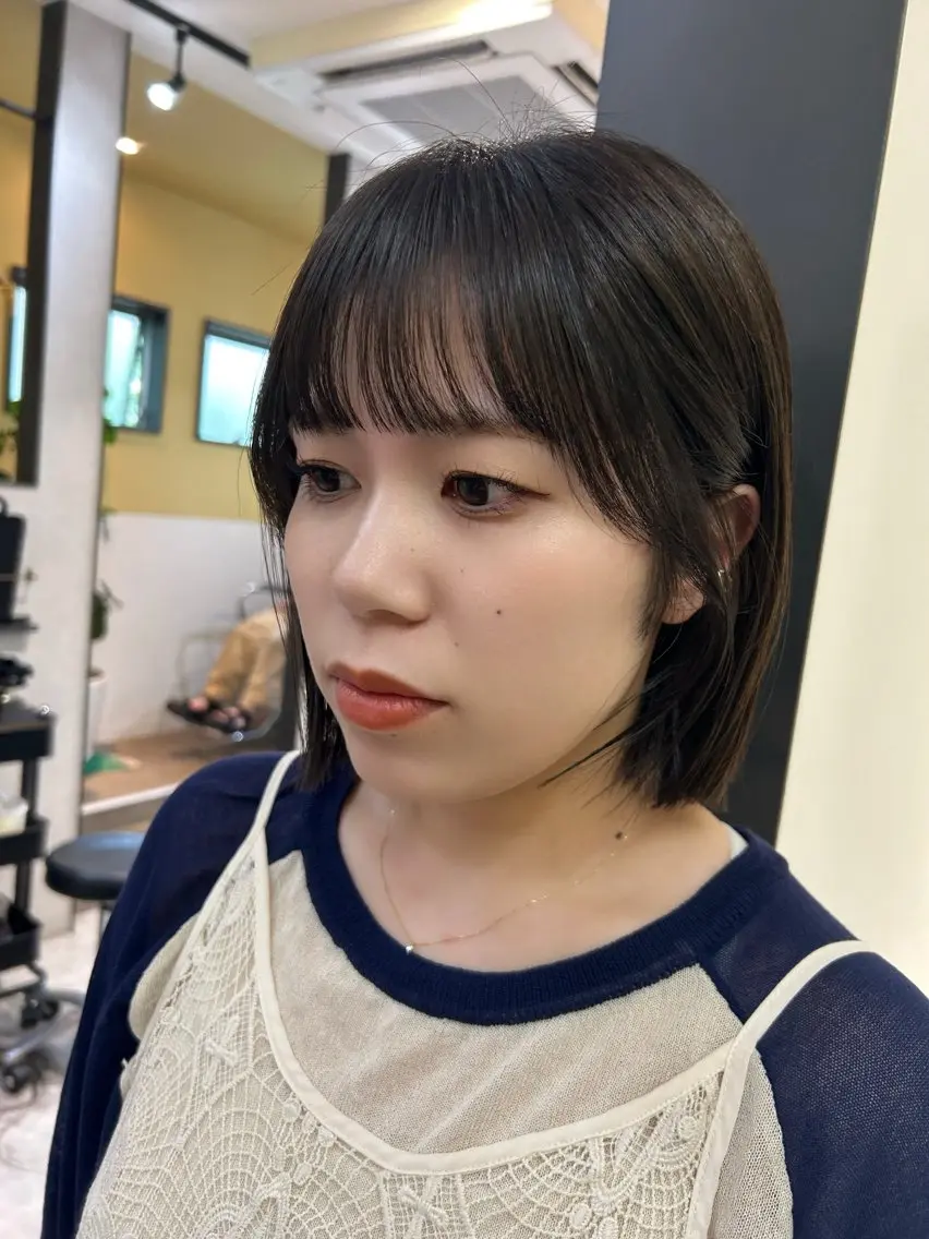 ショート カラー アッシュ アッシュグレー アッシュグレージュ グレージュ ボブ hubhair レイヤー/透明感のヘアスタイル