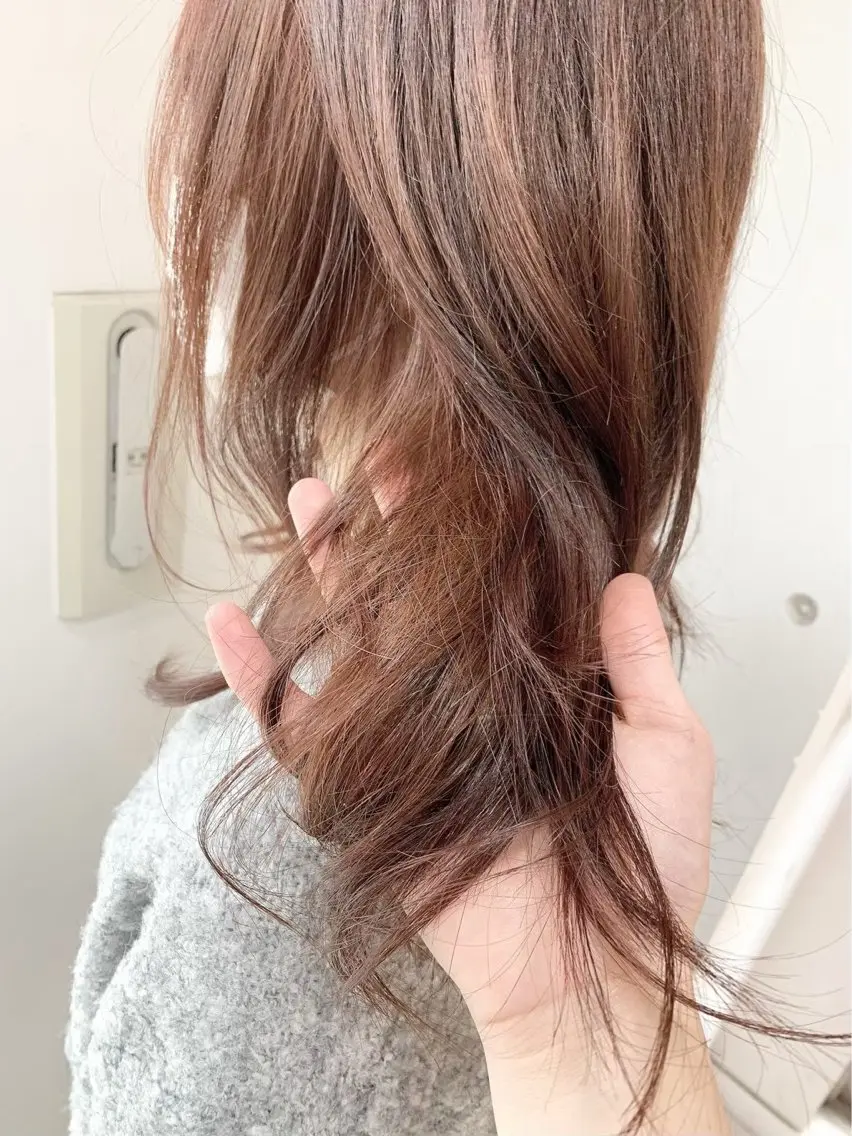 ミディアム カラー カット ヘアカラー 🫧透明感 ×艶🫧 吉田 陽菜のヘアスタイル