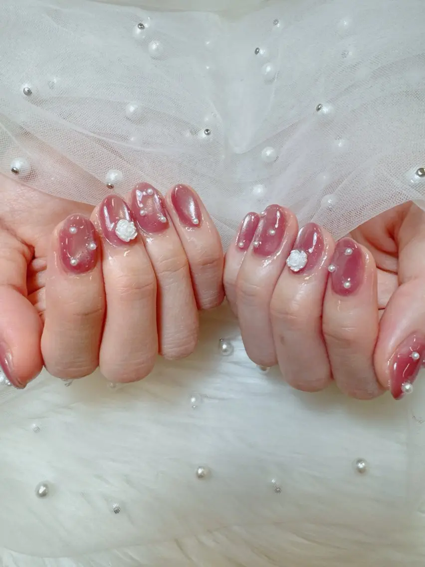 ネイル 成人式 長さ出し フレンチネイル ジェルネイル ガラスフレンチ ハンドネイル Queeens nailのネイルデザイン