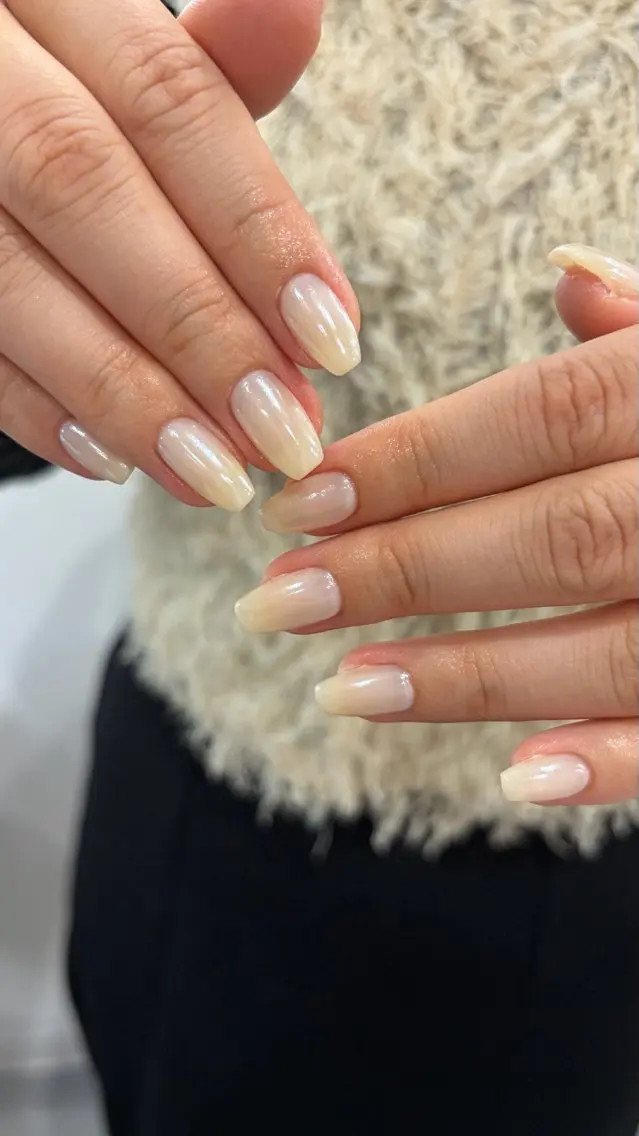 ネイル ミラーネイル ハンドネイル Lino.nail 🫧minoのネイルデザイン
