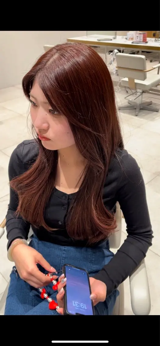 ロング 赤み消し透明感カラー 似合わせ前髪柴田礼空のヘアスタイル