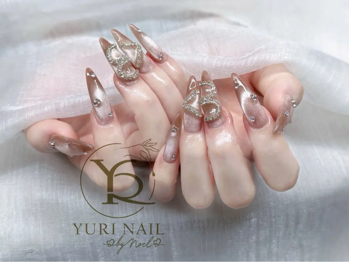 ネイル ハンドネイル フットネイル ハンドケア YURI Nail NARITAのネイルデザイン