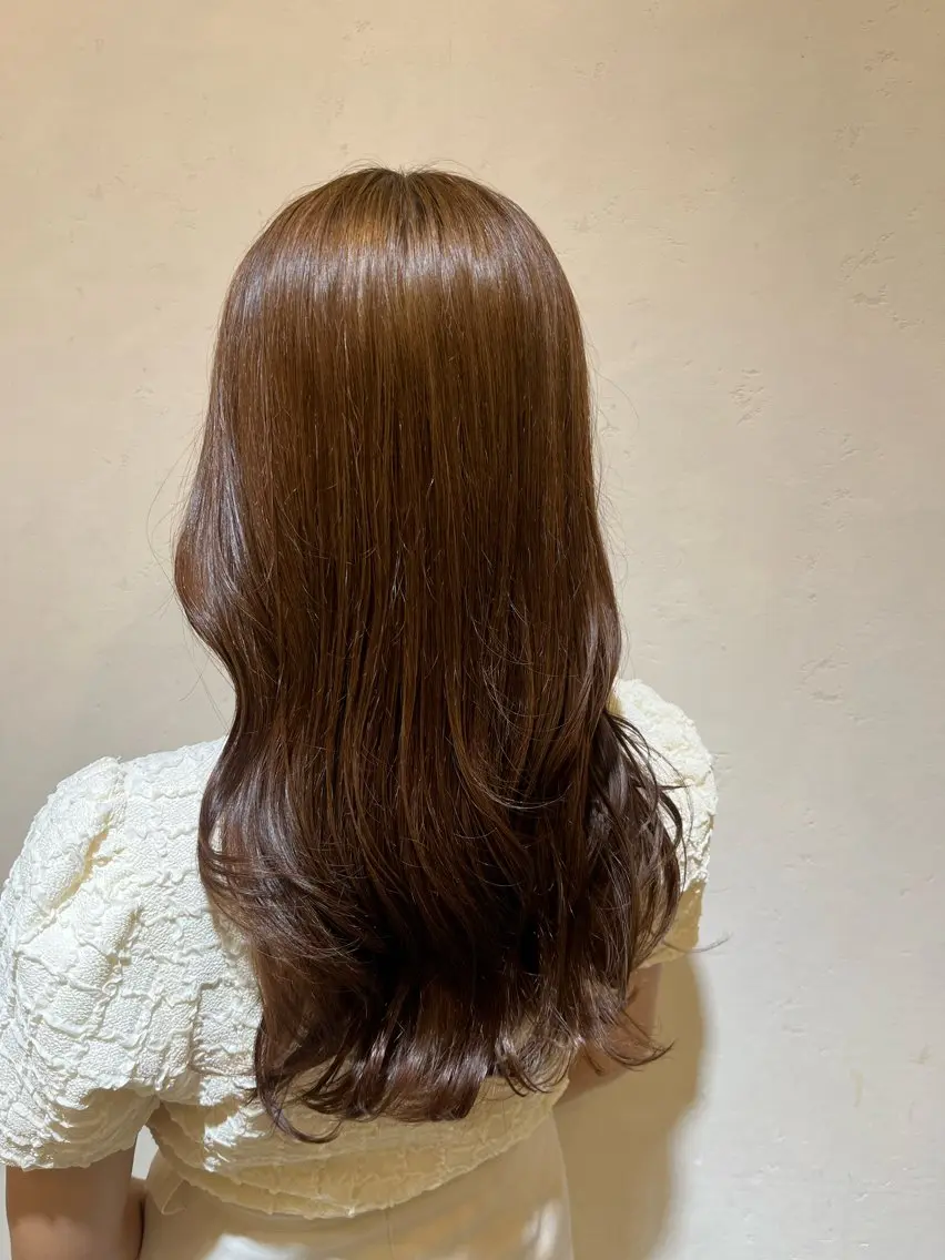 セミロング 吉岡 菜月のヘアスタイル