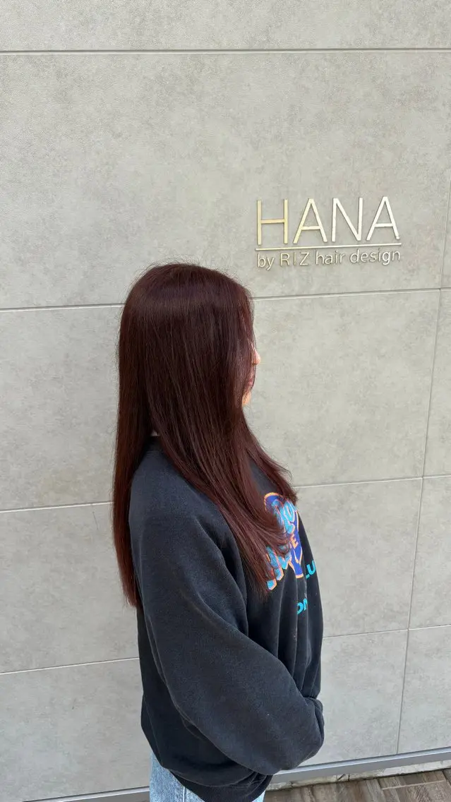 ロング 滑川 吏音のヘアスタイル