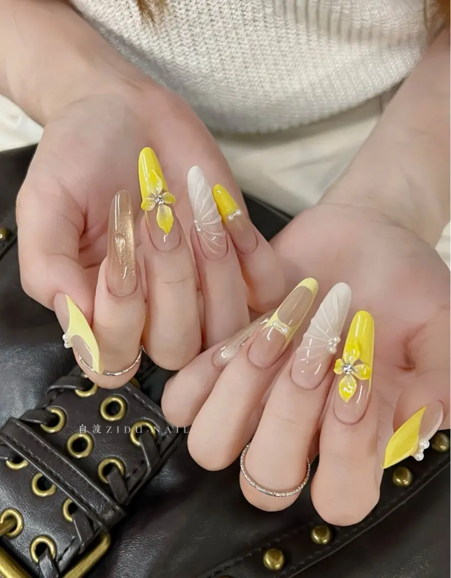 チップ長さ出し&持ち込みデザイン(やり放題8本迄)【150分】¥13850→¥12600の写真