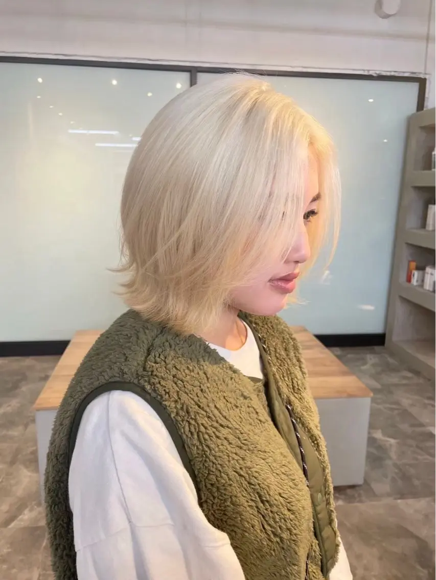 ミディアム ブリーチカラー特化 ✨️永井諒のヘアスタイル