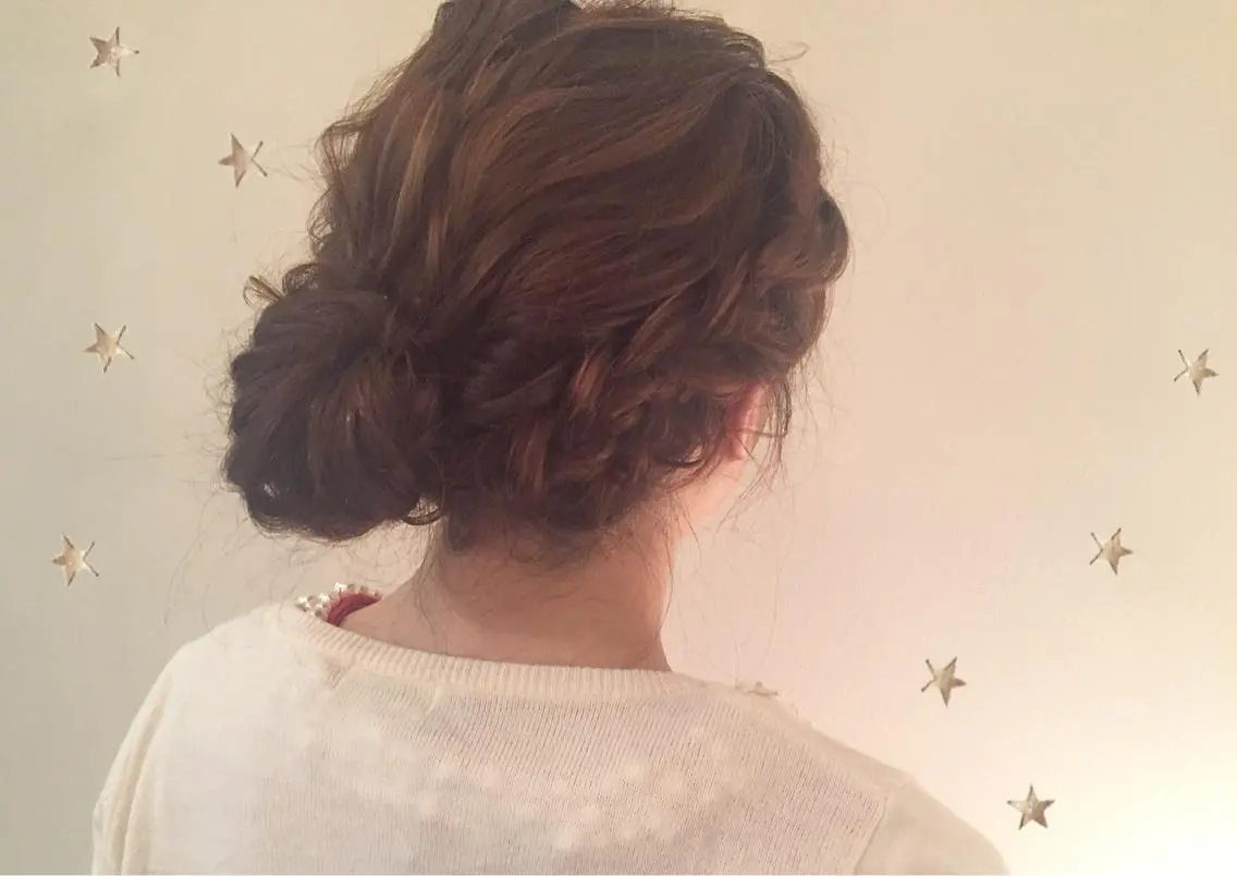 ロング ヘアアレンジ 市川 千夏のヘアスタイル