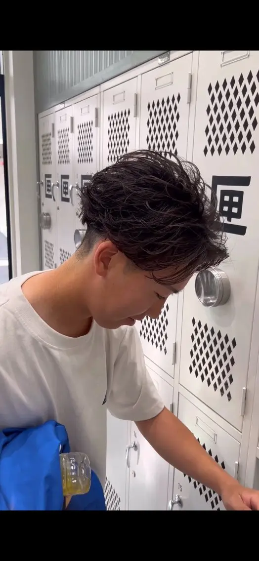 パーマ メンズ カット パーマ トリートメント fifth 山崎 颯人のヘアスタイル