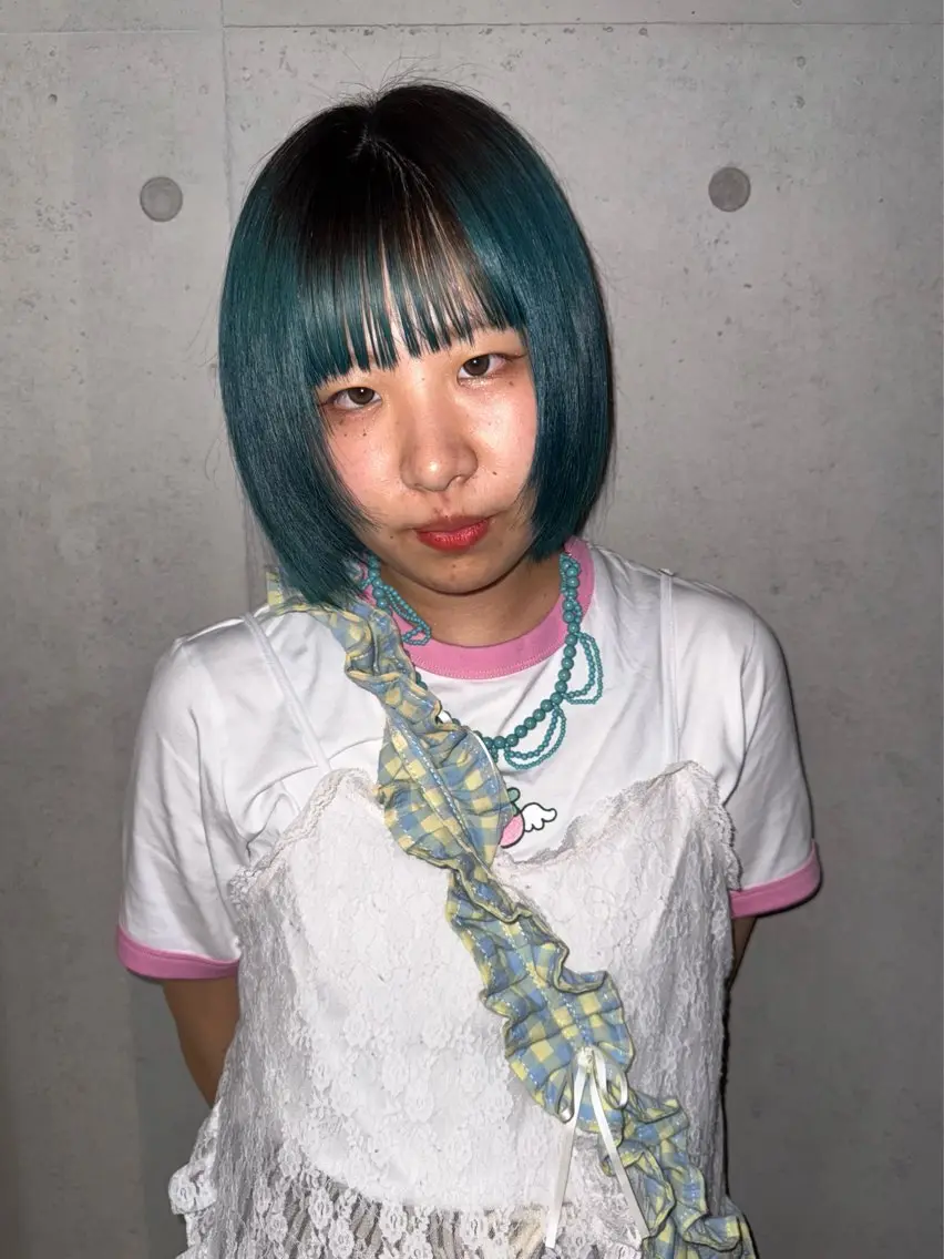 ミディアム 河坂 昌恵のヘアスタイル